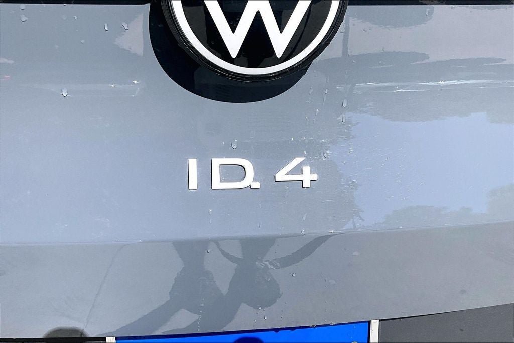 New 2026 Volkswagen ID.4 Pro S Plus AWD/4WD image 7