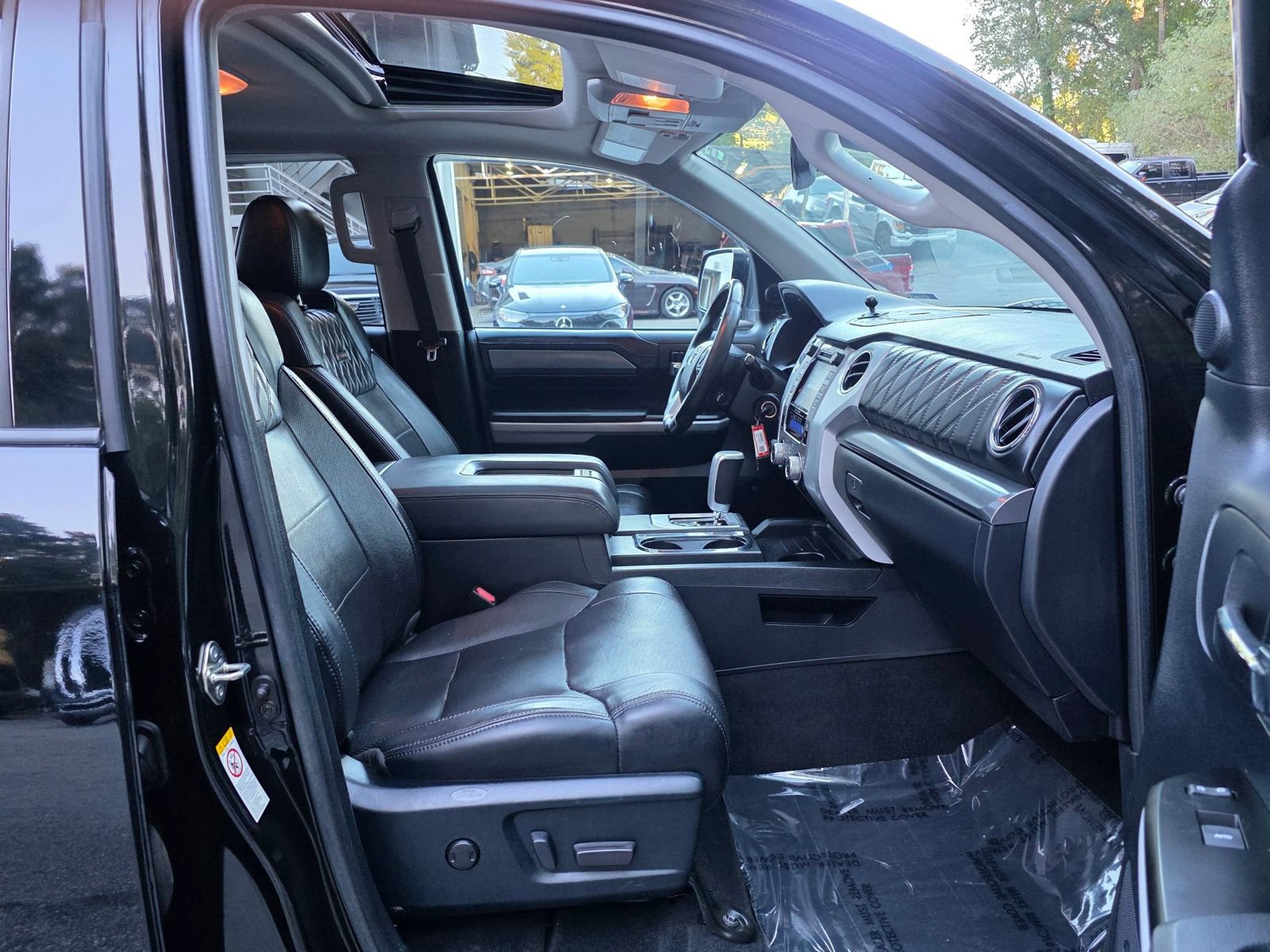 Used 2018 Toyota Tundra Platinum AWD/4WD image 30