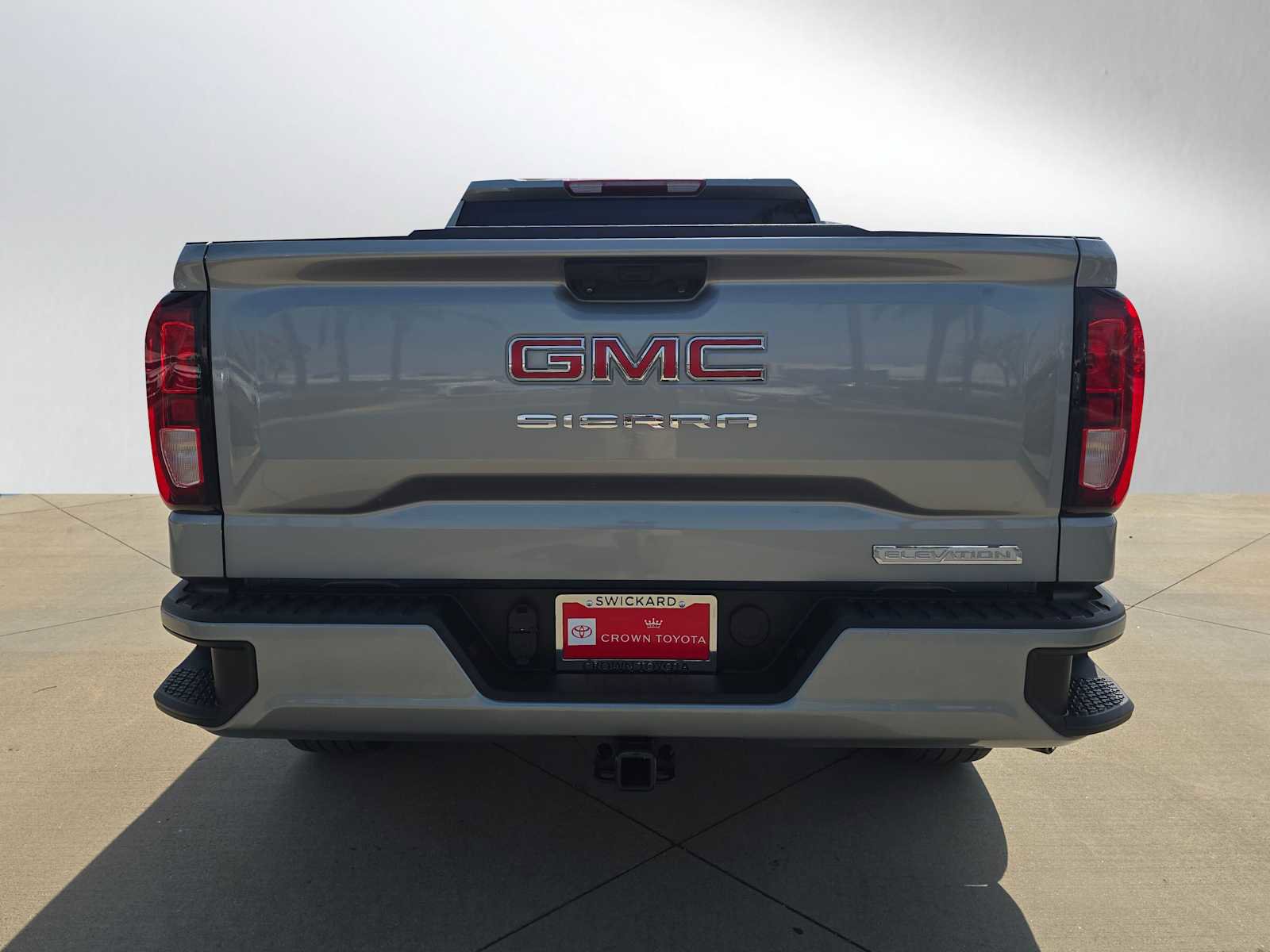 Used 2023 GMC Sierra 1500 Elevation image 4
