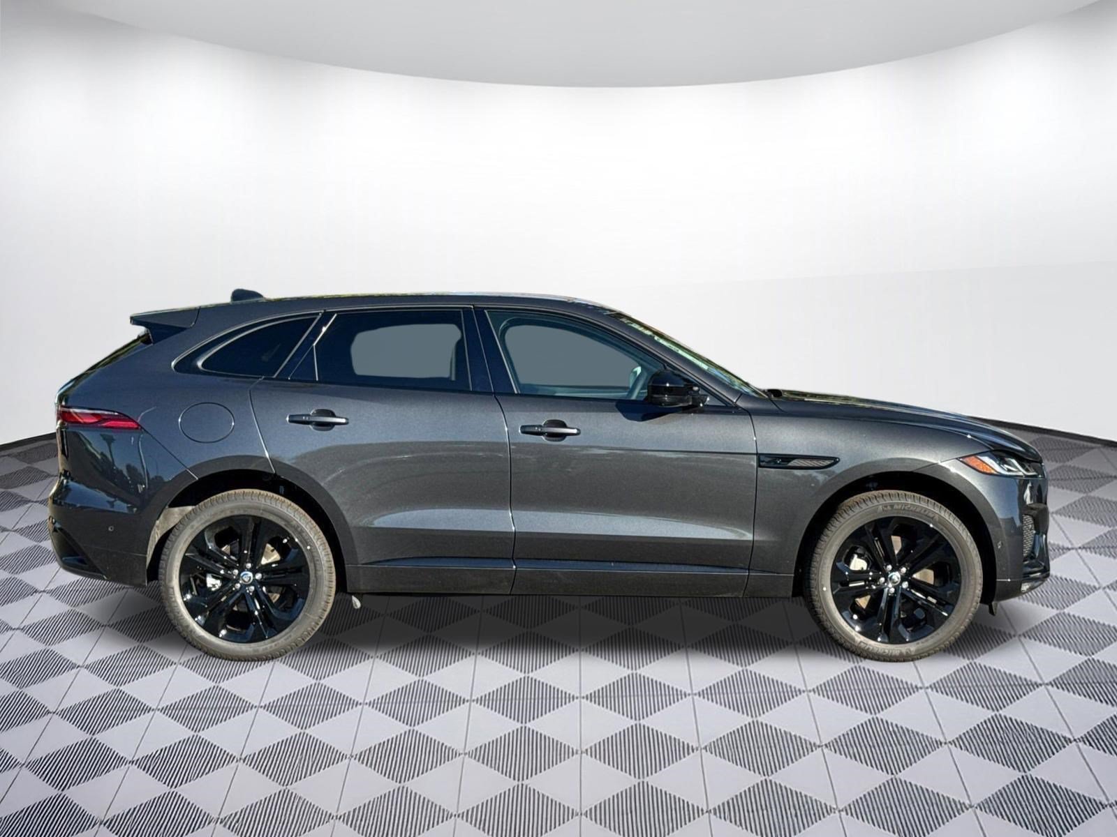 New 2026 Jaguar F-PACE R-Dynamic S AWD/4WD image 6