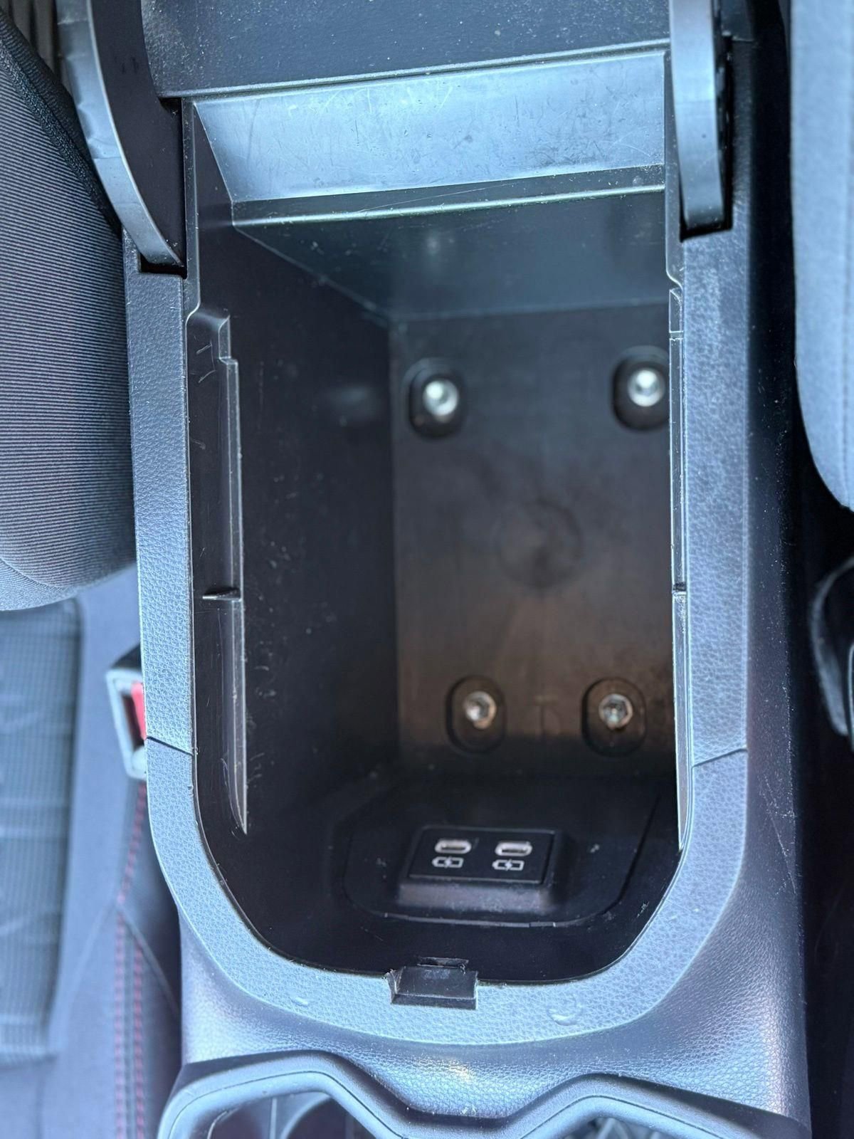 Used 2023 Toyota RAV4 SE w/ Weather & Moonroof Package image 66