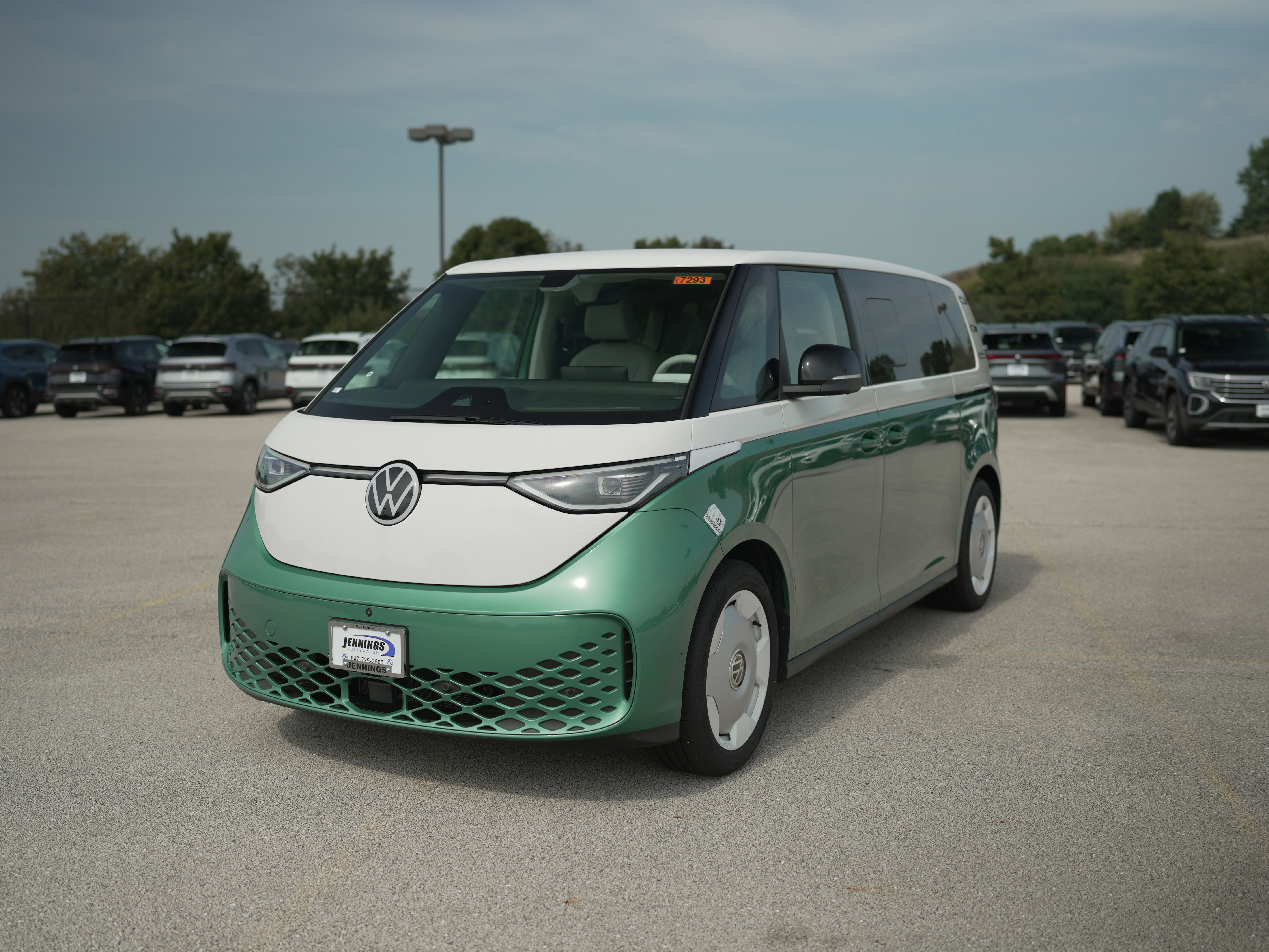 New 2025 Volkswagen ID. Buzz 1st Edition image 4