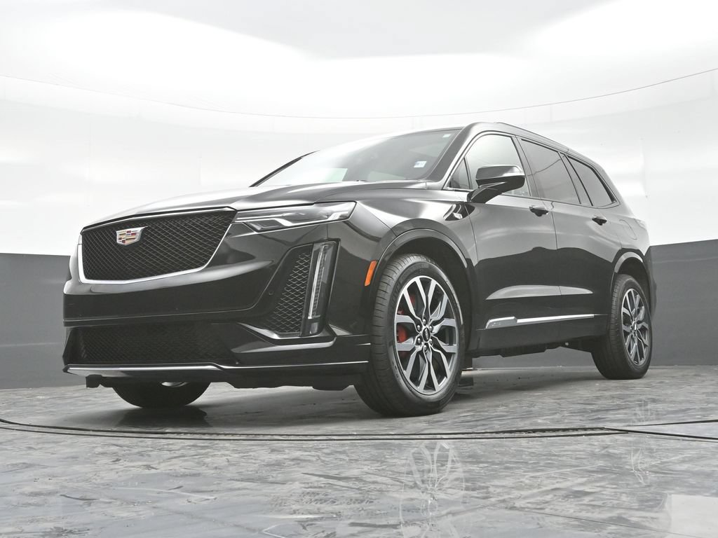 Certified 2023 Cadillac XT6 Sport w/ LPO, Floor Liner Package AWD/4WD image 23