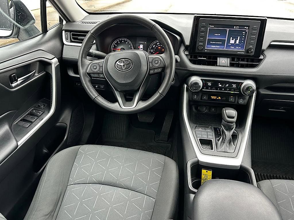 Certified 2022 Toyota RAV4 XLE w/ Convenience Package AWD/4WD image 19
