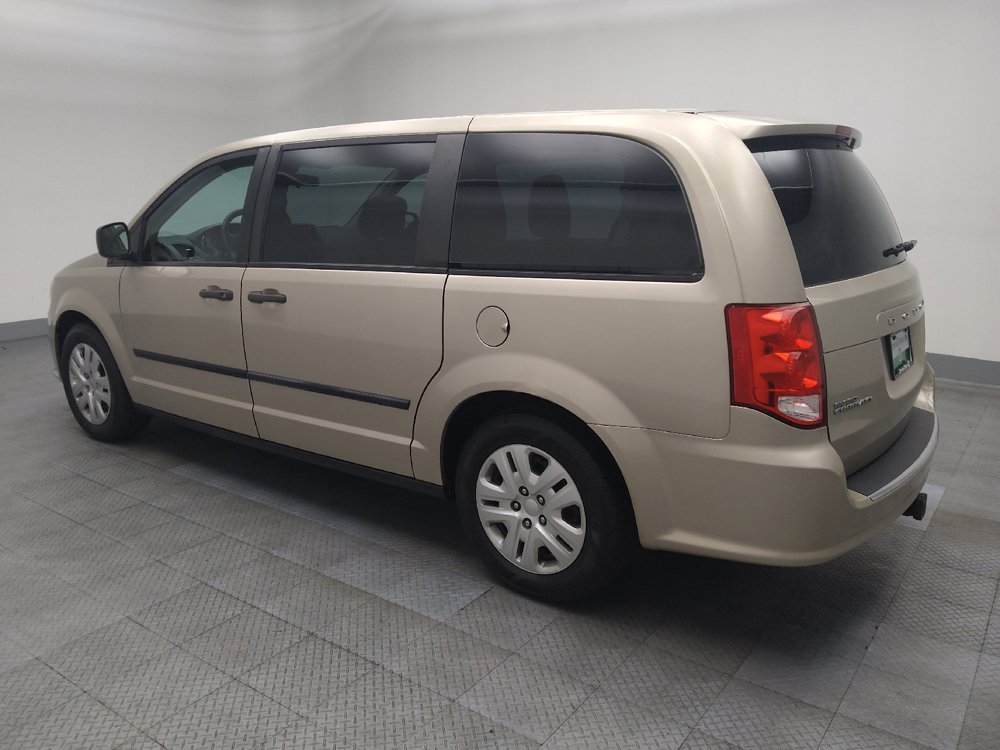 Used 2015 Dodge Grand Caravan American Value Package FWD image 3