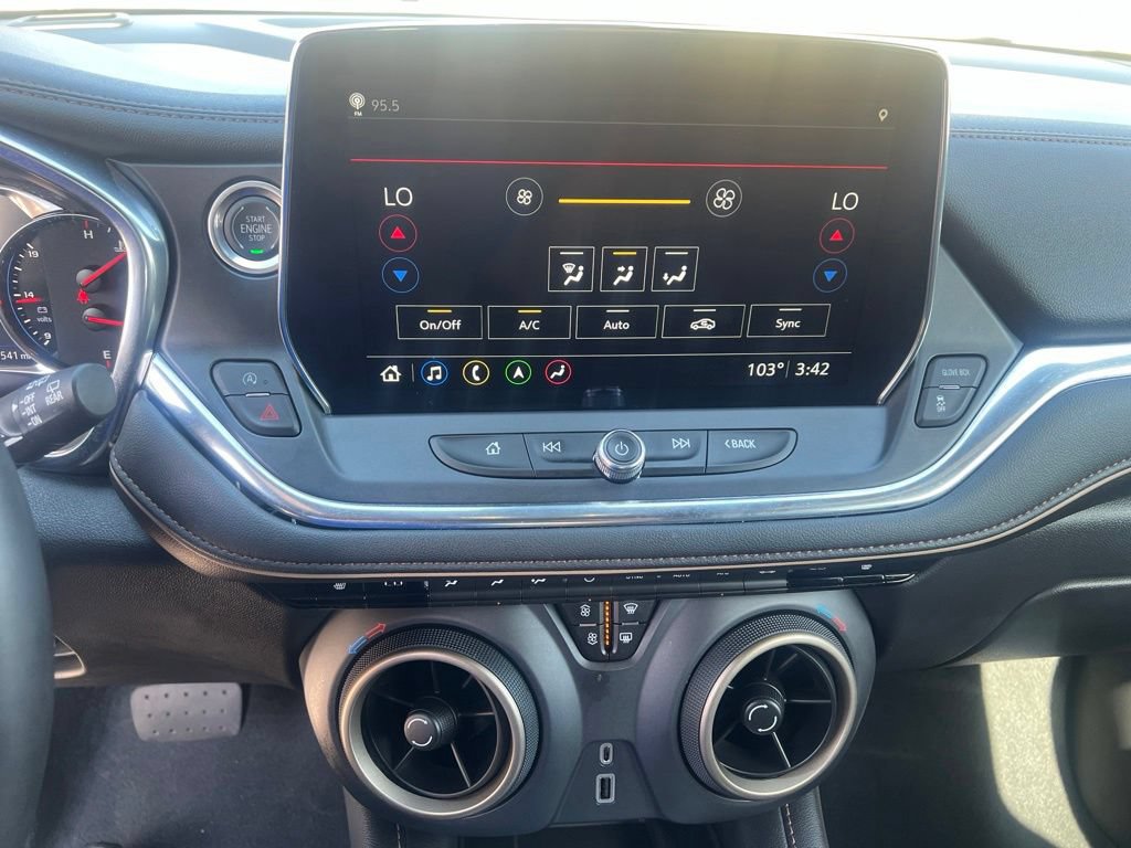 Used 2023 Chevrolet Blazer Premier AWD/4WD image 6