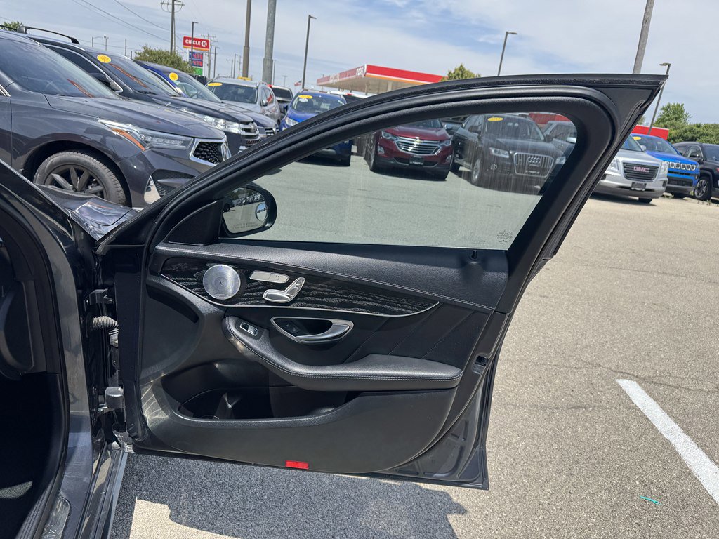 Used 2015 Mercedes-Benz C 300 4MATIC Sedan image 14