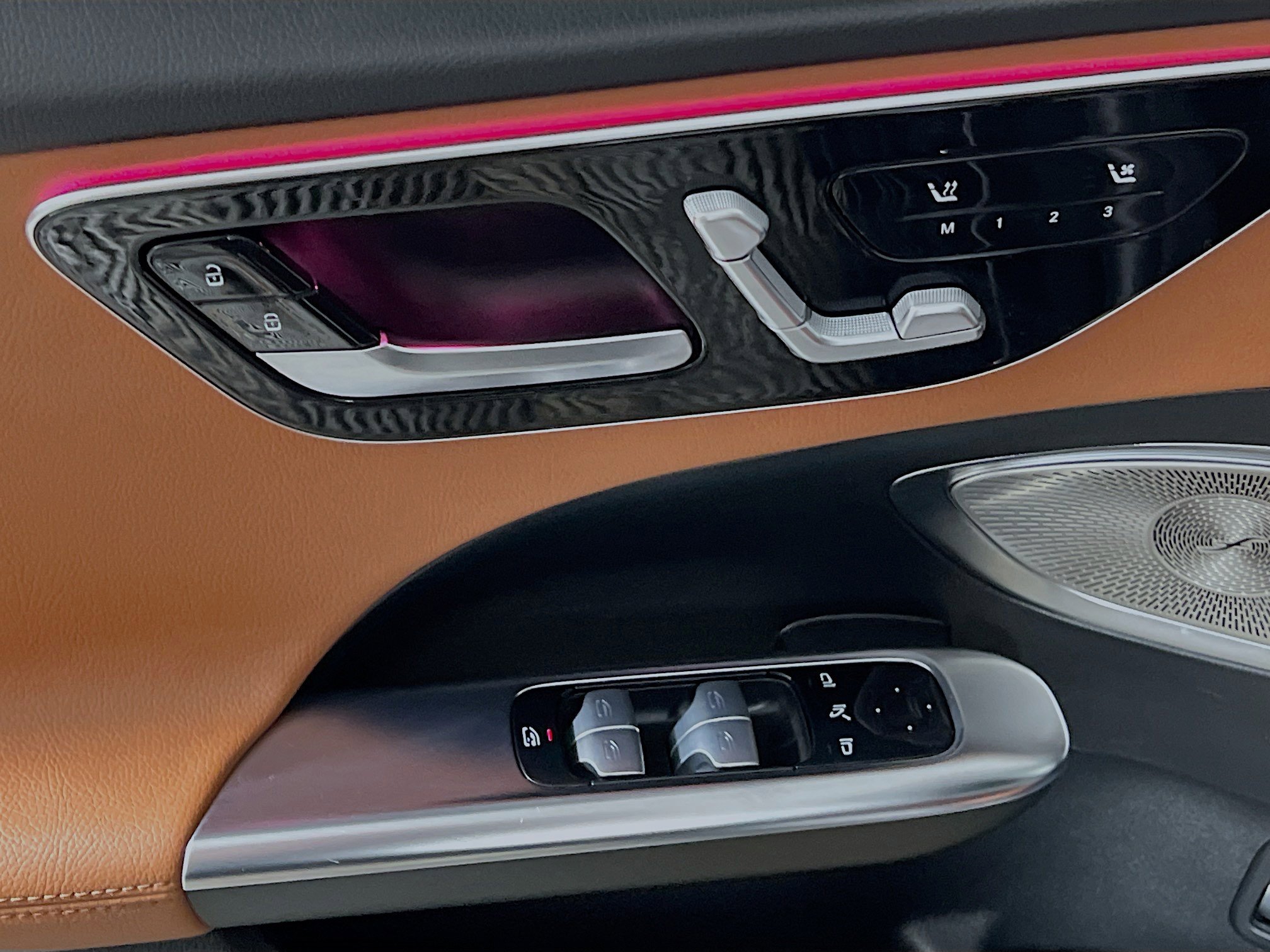 Used 2024 Mercedes-Benz C 300 Sedan w/ Exclusive Trim Package image 17