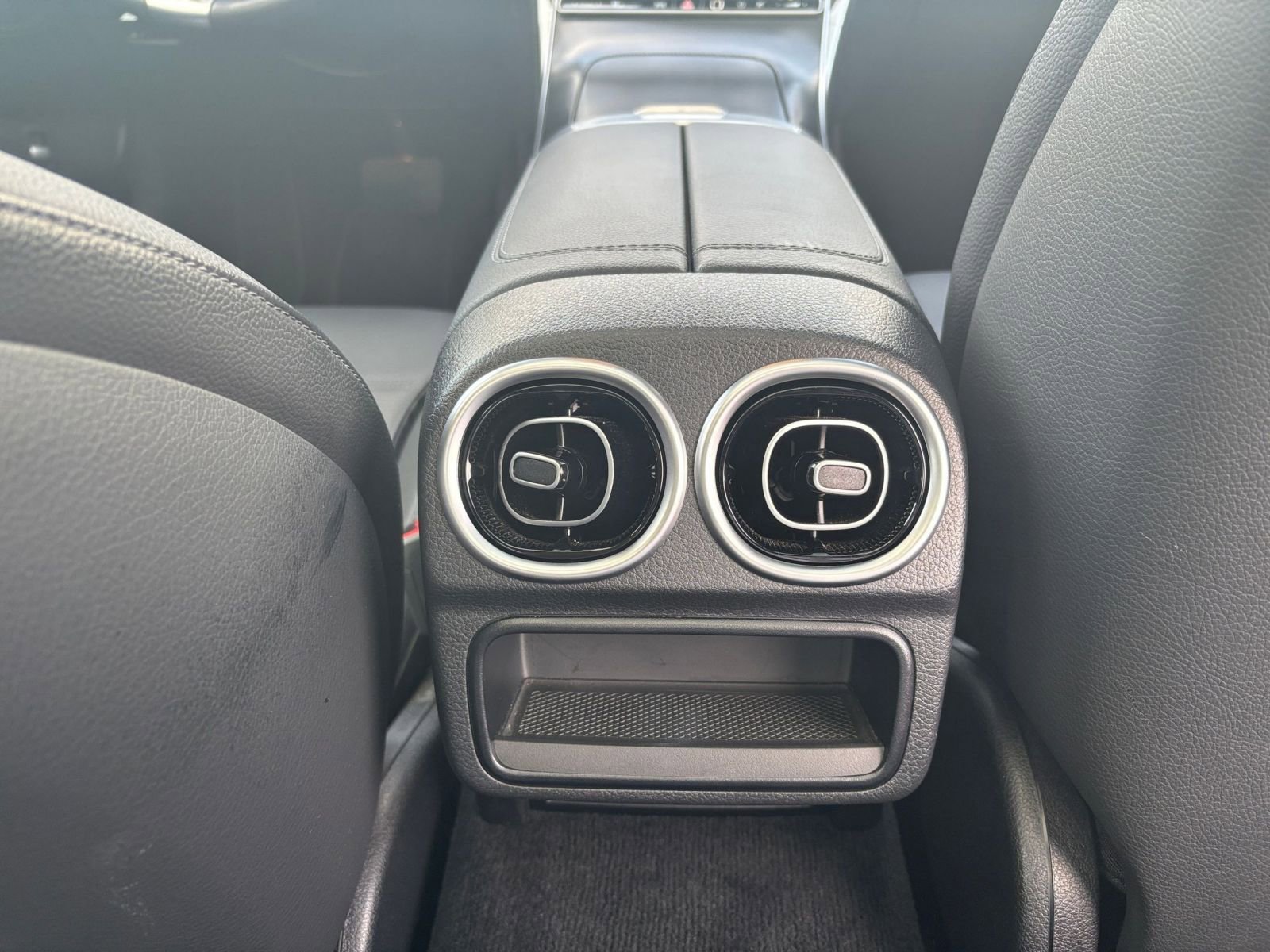 Used 2024 Mercedes-Benz C 300 Sedan image 25