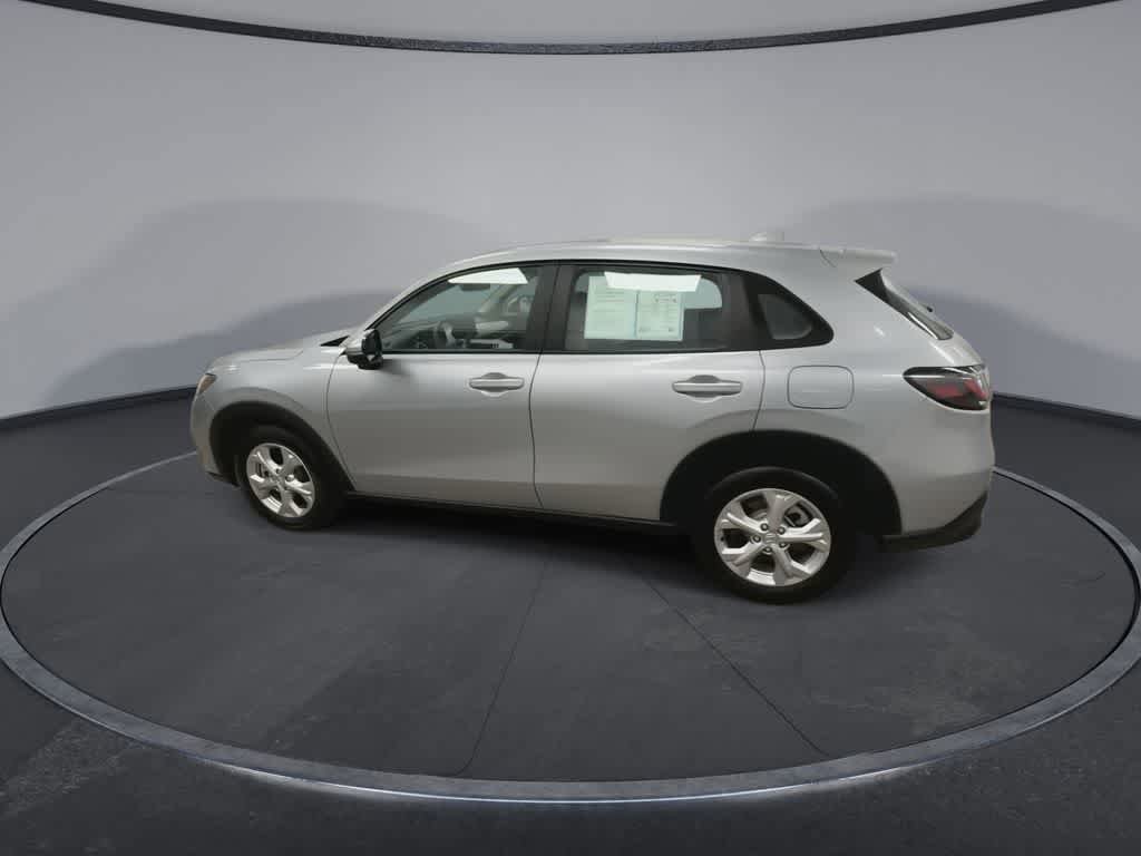 Used 2023 Honda HR-V LX image 6
