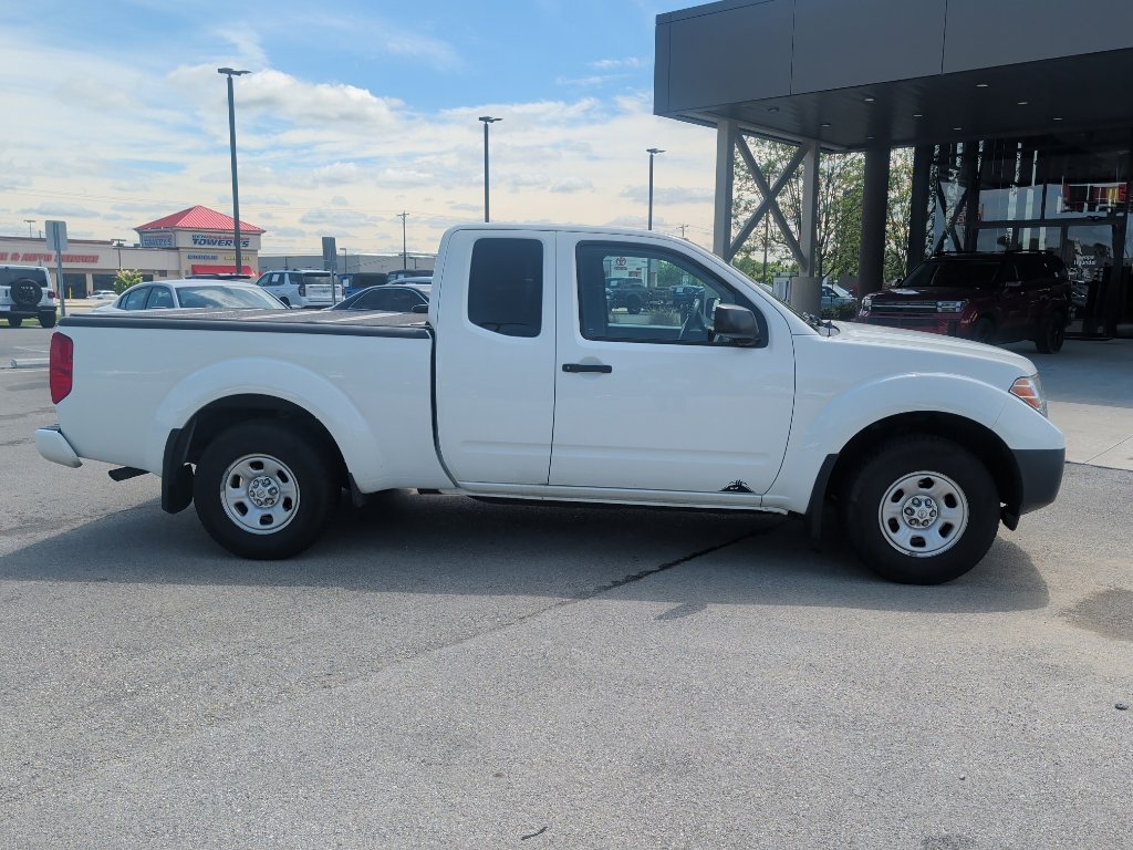 Used 2018 Nissan Frontier S w/ Work Truck Package RWD image 5