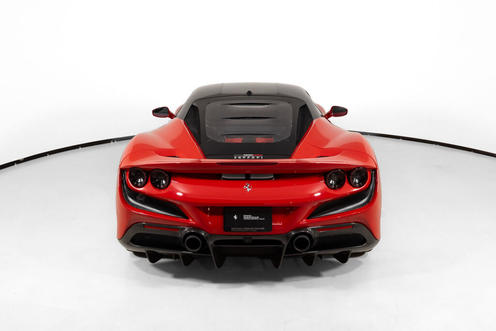 Used 2022 Ferrari F8 Tributo RWD image 7
