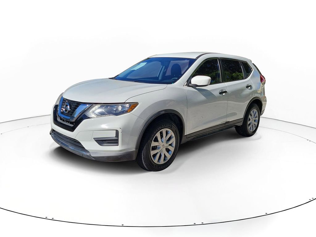 Used 2017 Nissan Rogue S image 4