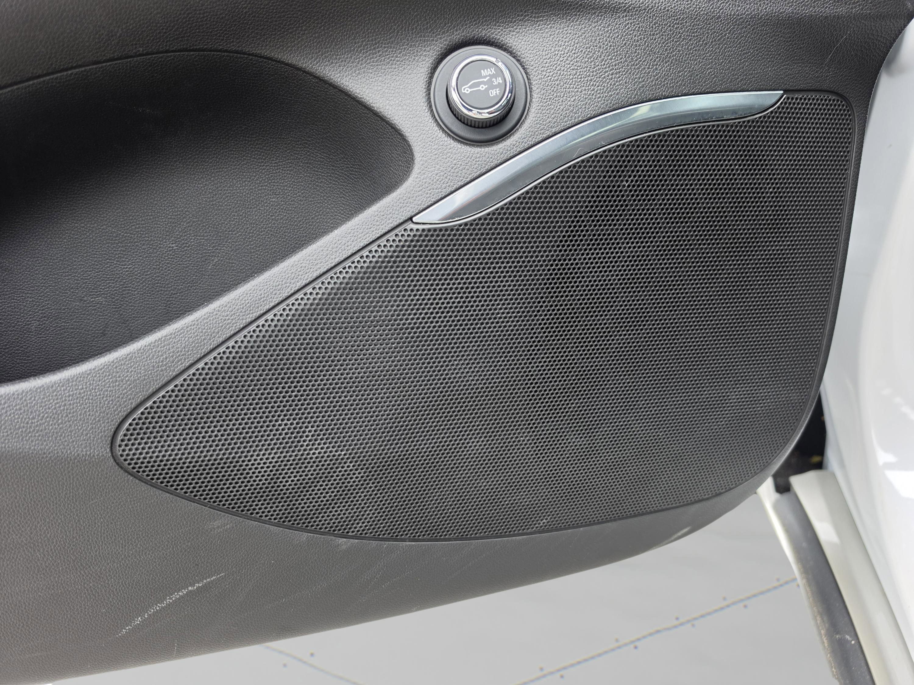Used 2023 Buick Enclave Essence FWD image 25