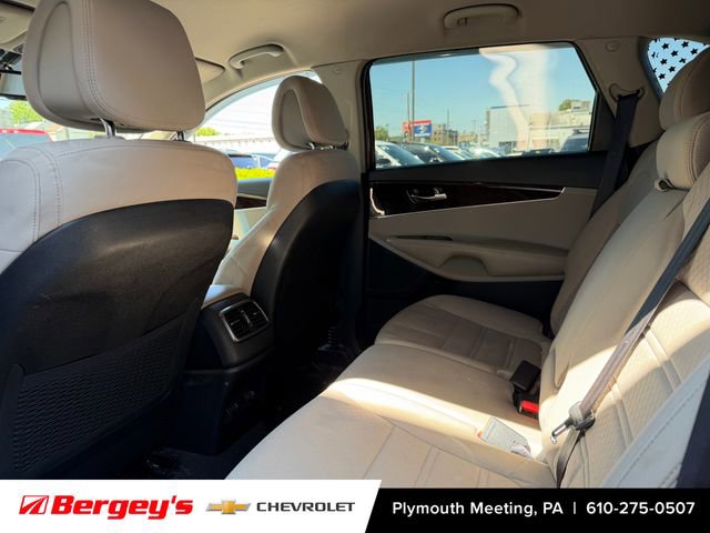 Used 2016 Kia Sorento AWD w/ LX Convenience Package image 5