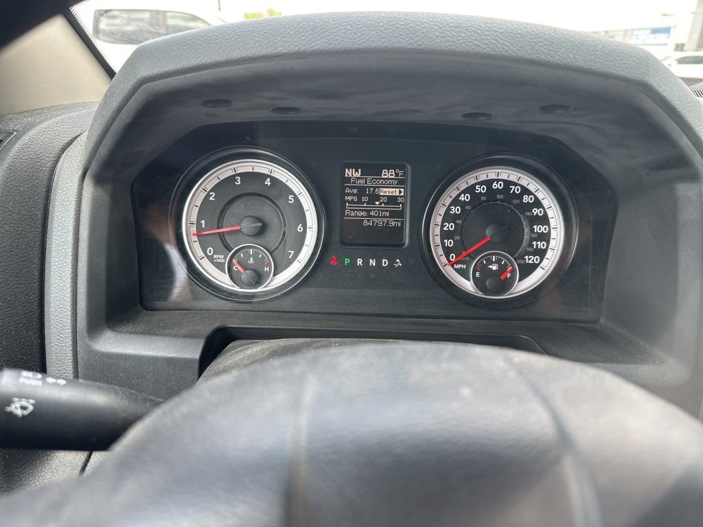 Used 2015 RAM 1500 Express RWD image 11