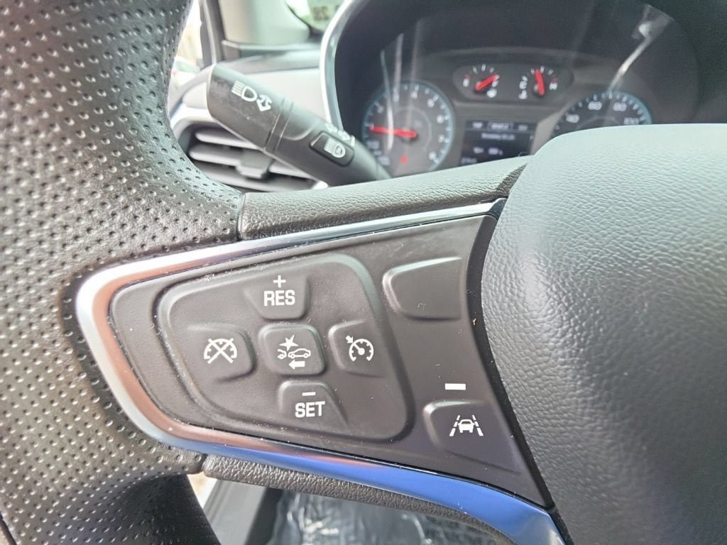 Used 2024 Chevrolet Equinox LS FWD image 11