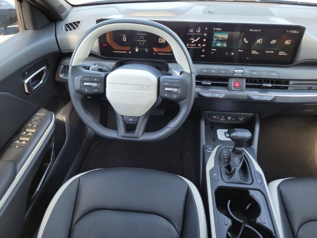 New 2026 Kia K4 EX FWD image 14