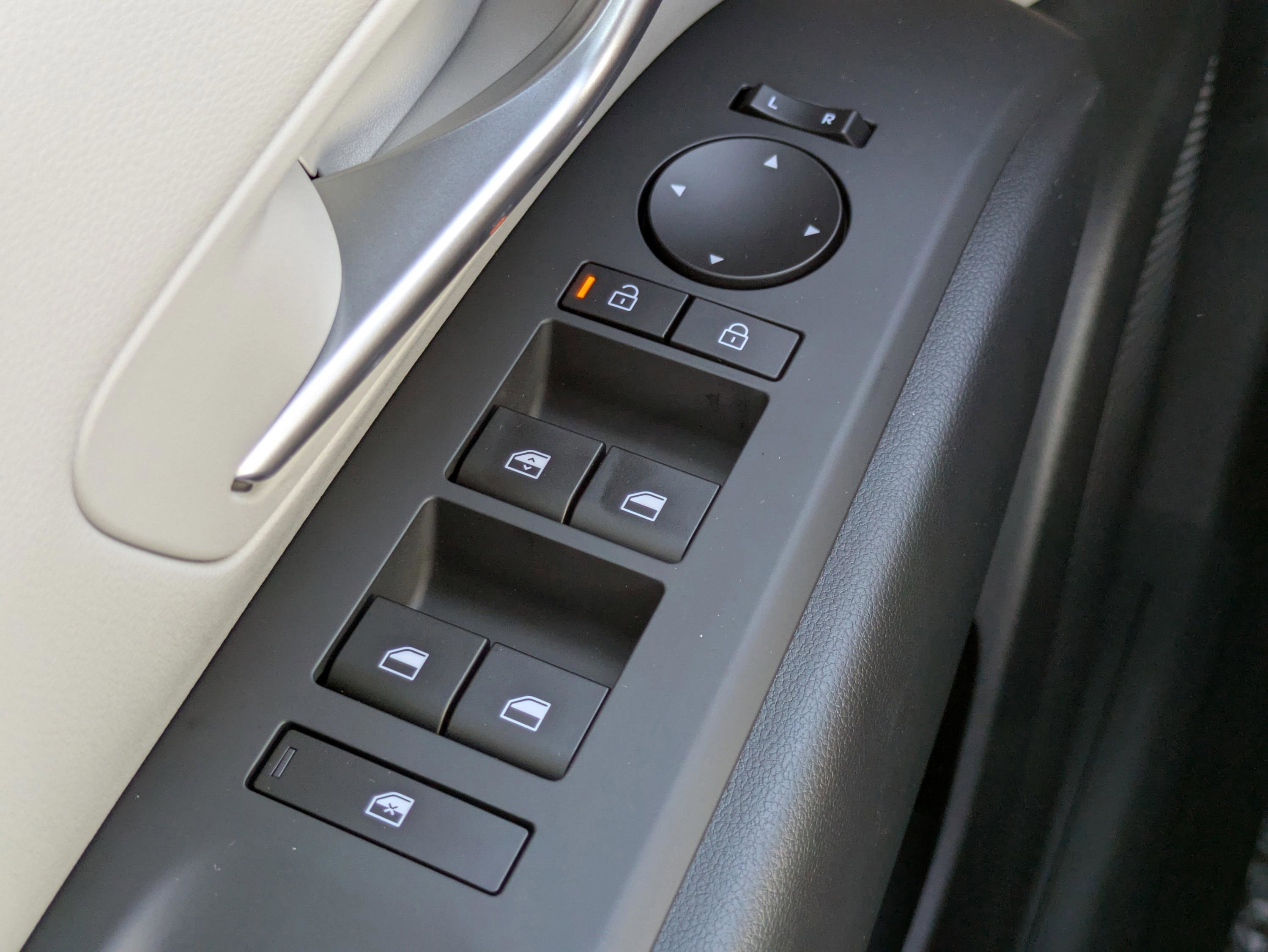 New 2026 Hyundai Tucson SE image 25