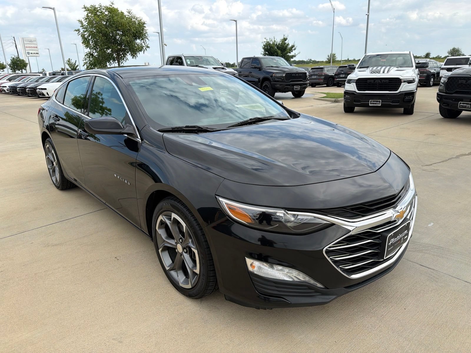 Used 2023 Chevrolet Malibu LT FWD image 7