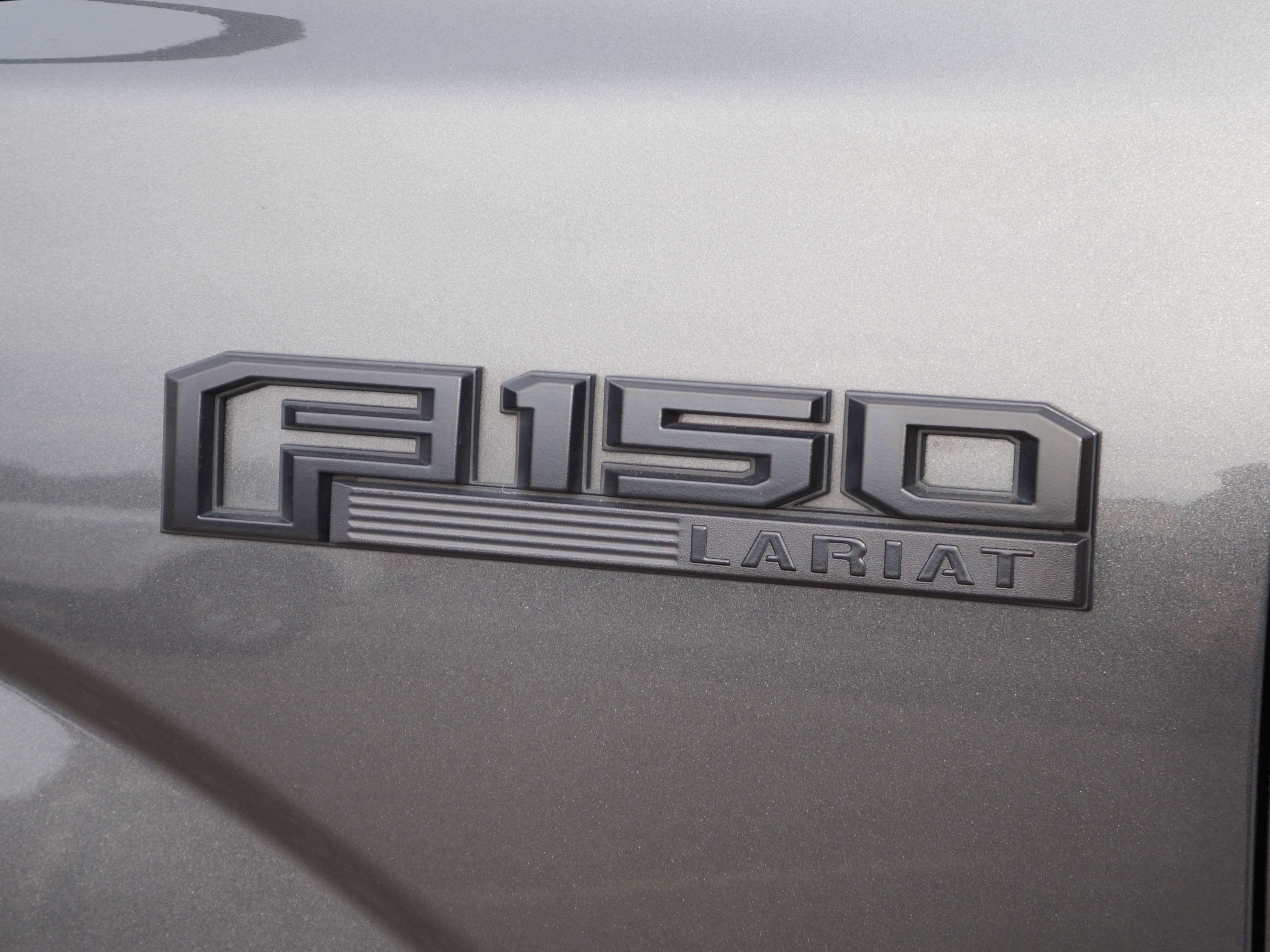 Used 2016 Ford F150 Lariat w/ Equipment Group 502A Luxury image 17