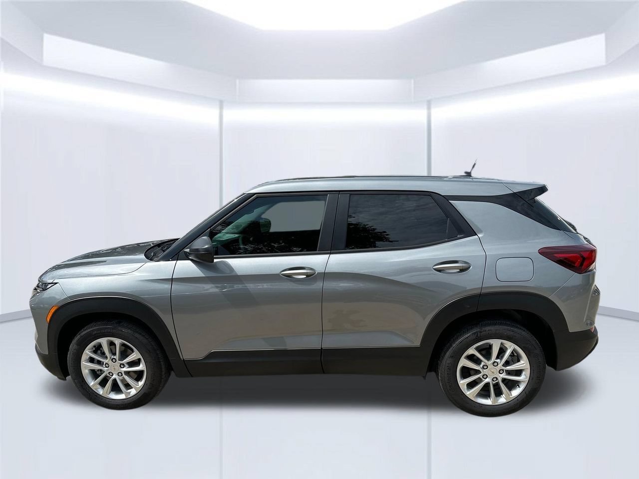 New 2026 Chevrolet TrailBlazer LS w/ LS Confidence Package FWD image 2
