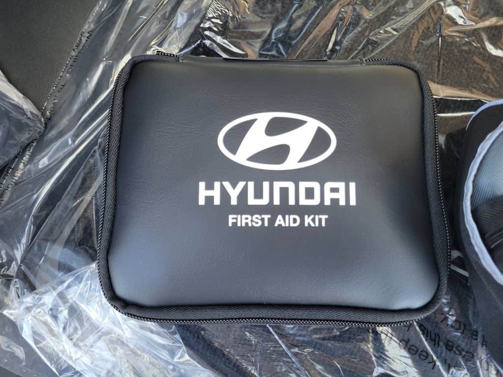 New 2026 Hyundai Tucson Blue SE AWD/4WD image 38