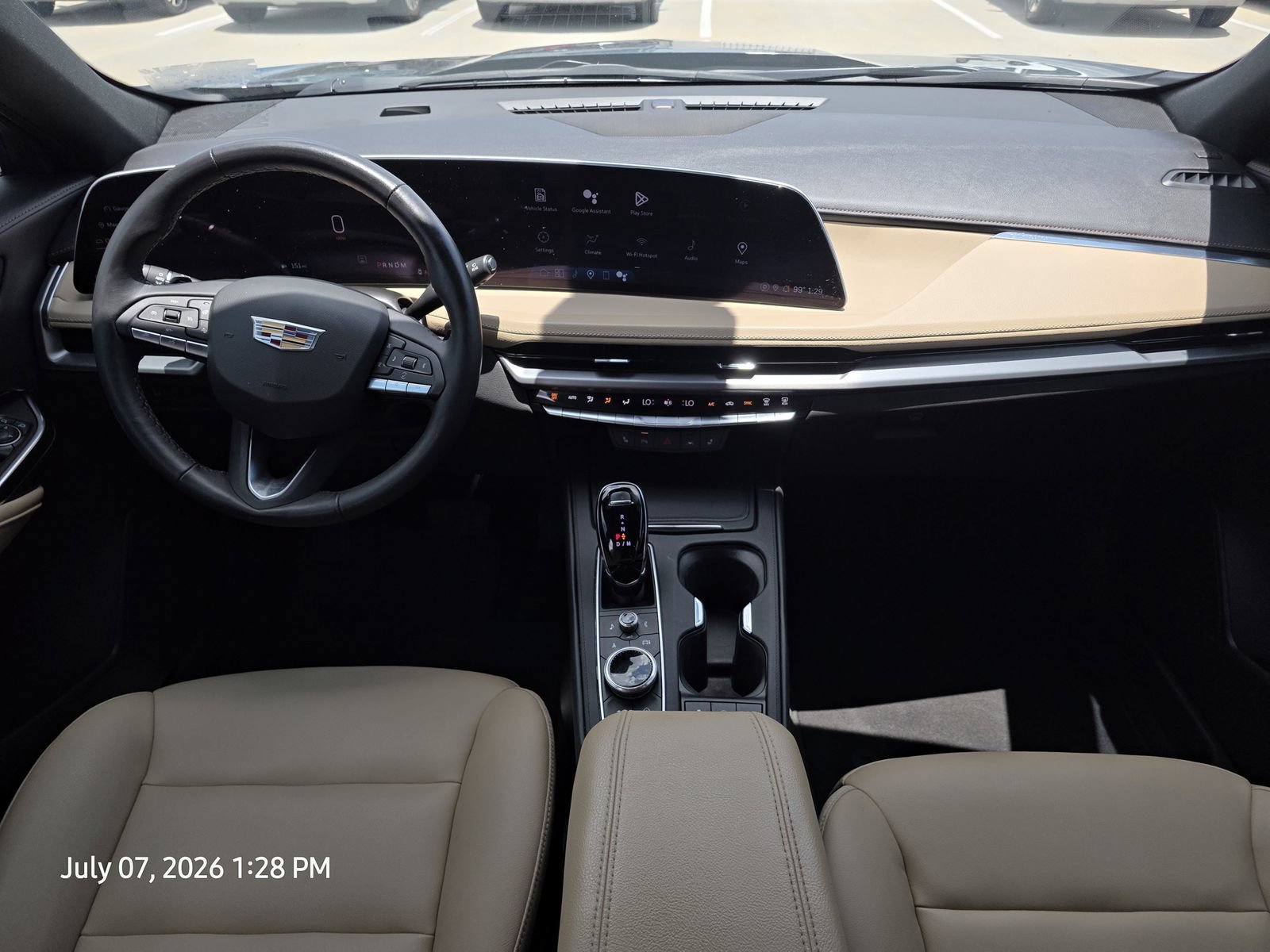 Used 2024 Cadillac XT4 Luxury w/ Cold Weather Package FWD image 13