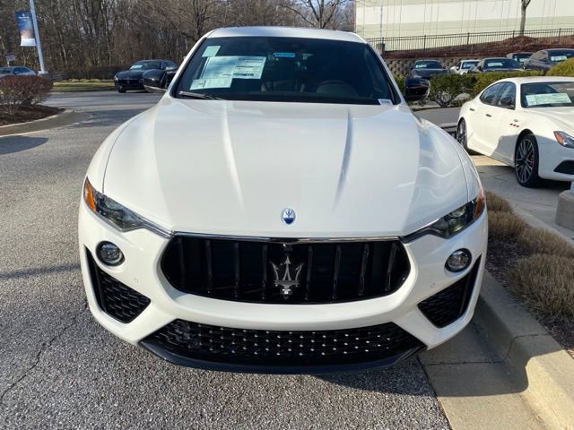 Used 2024 Maserati Levante Modena Ultima image 3