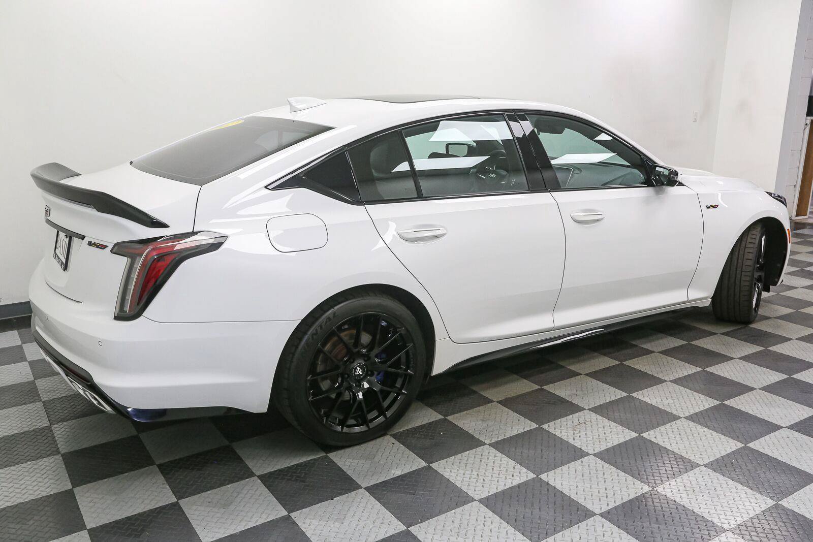 Used 2022 Cadillac CT5 V w/ Premium Package AWD/4WD image 9