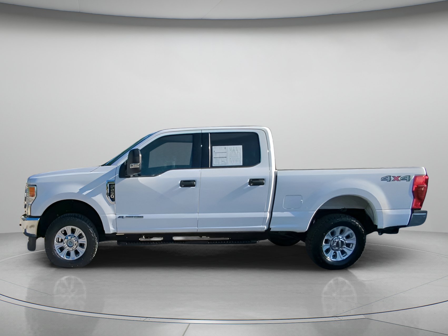 Certified 2022 Ford F250 XLT AWD/4WD image 16