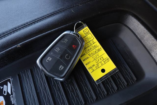 Used 2019 Cadillac Escalade Luxury image 12