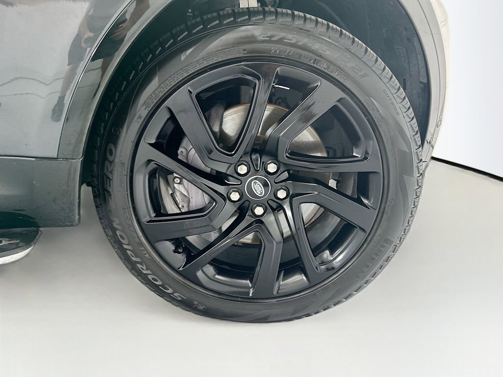 Certified 2022 Land Rover Discovery HSE R-Dynamic AWD/4WD image 31