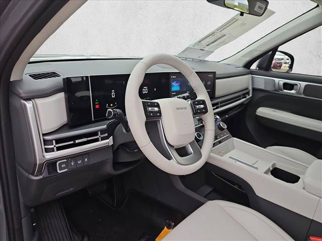 New 2027 Hyundai Santa Fe SEL FWD image 2