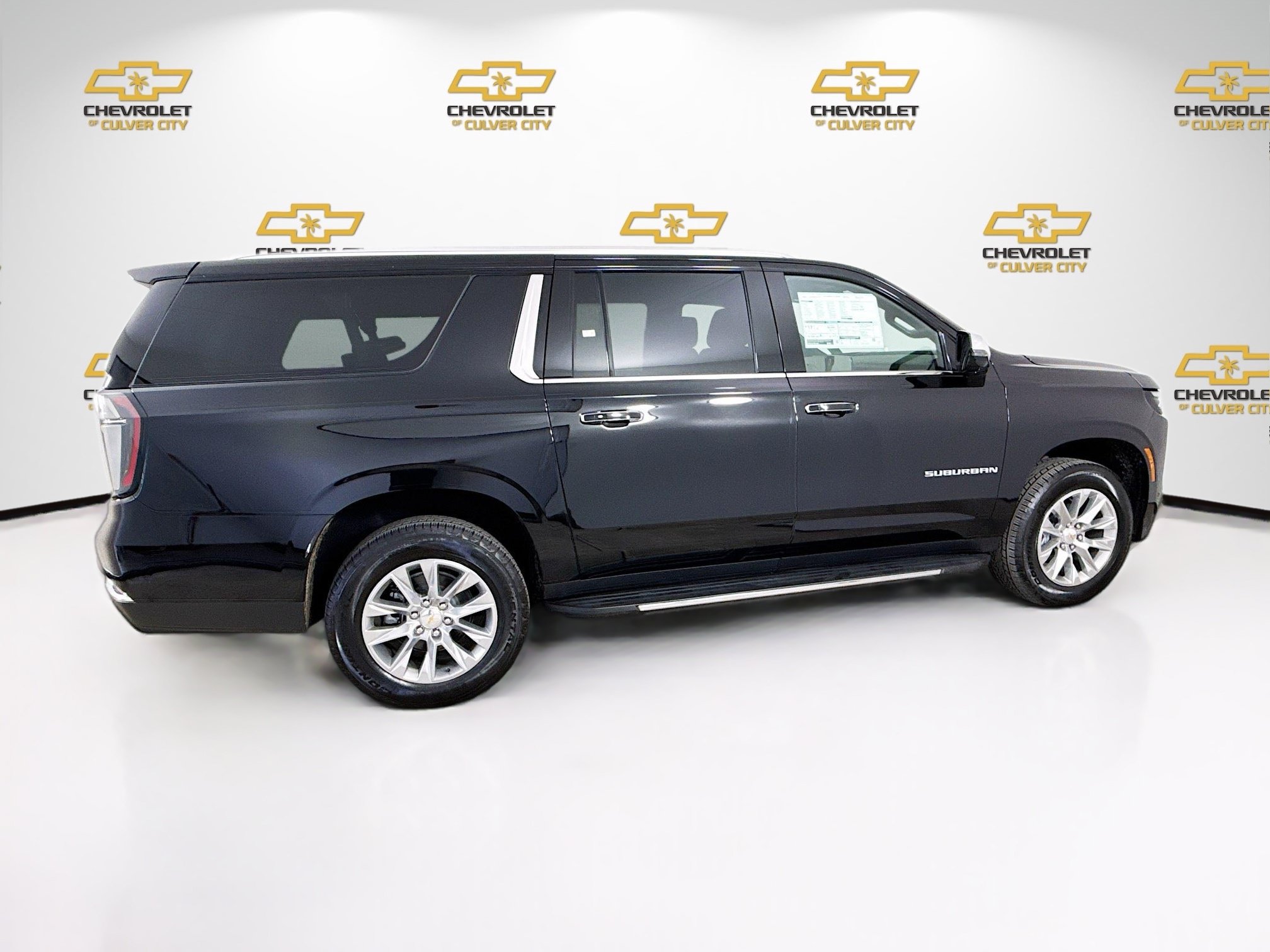 New 2026 Chevrolet Suburban Premier RWD image 9