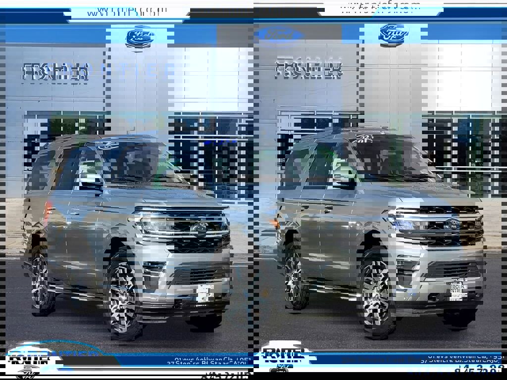 Used 2023 Ford Expedition Max Limited image 1