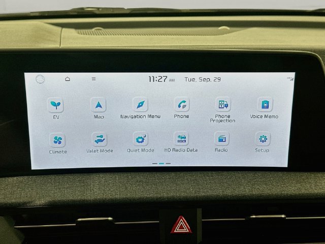 Used 2024 Kia EV6 Wind w/ Wind Technology Package AWD/4WD image 12