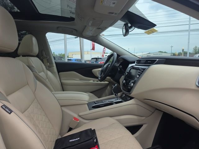 Certified 2019 Nissan Murano Platinum w/ Cargo Package AWD/4WD image 12