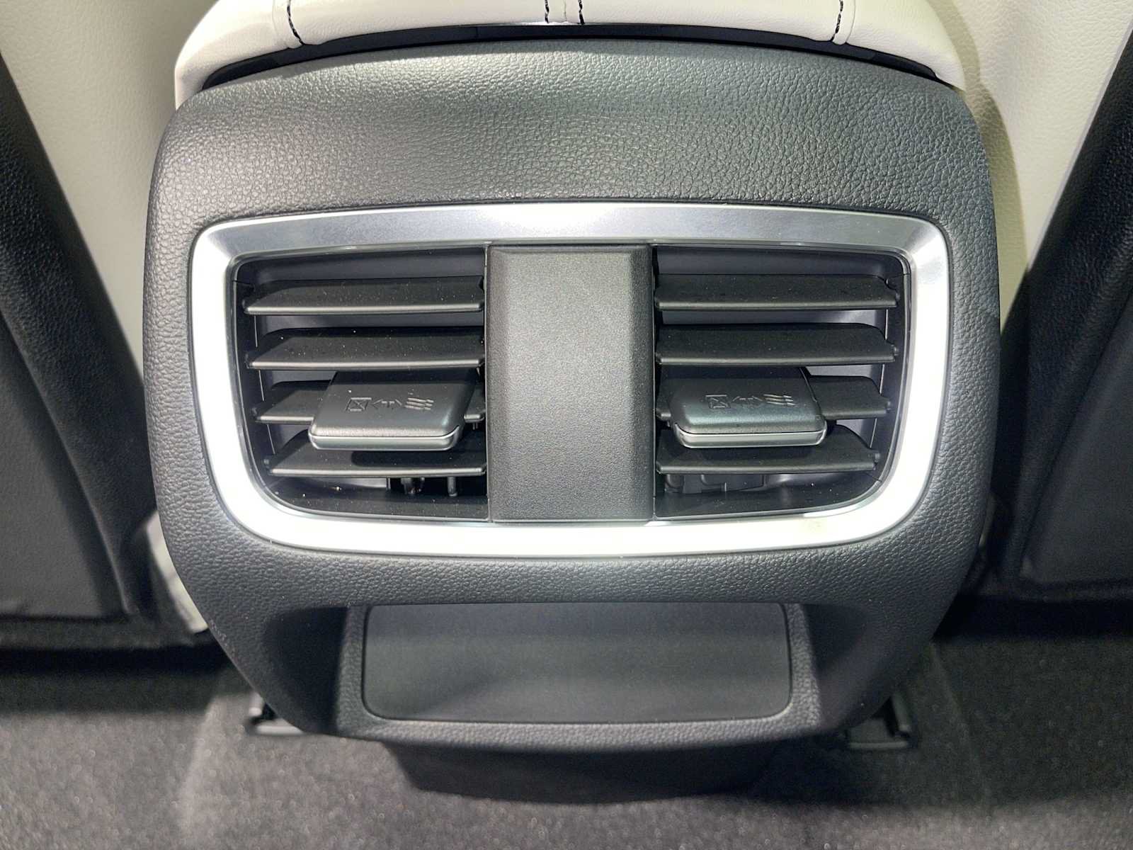 Certified 2026 Acura RDX SH-AWD image 25