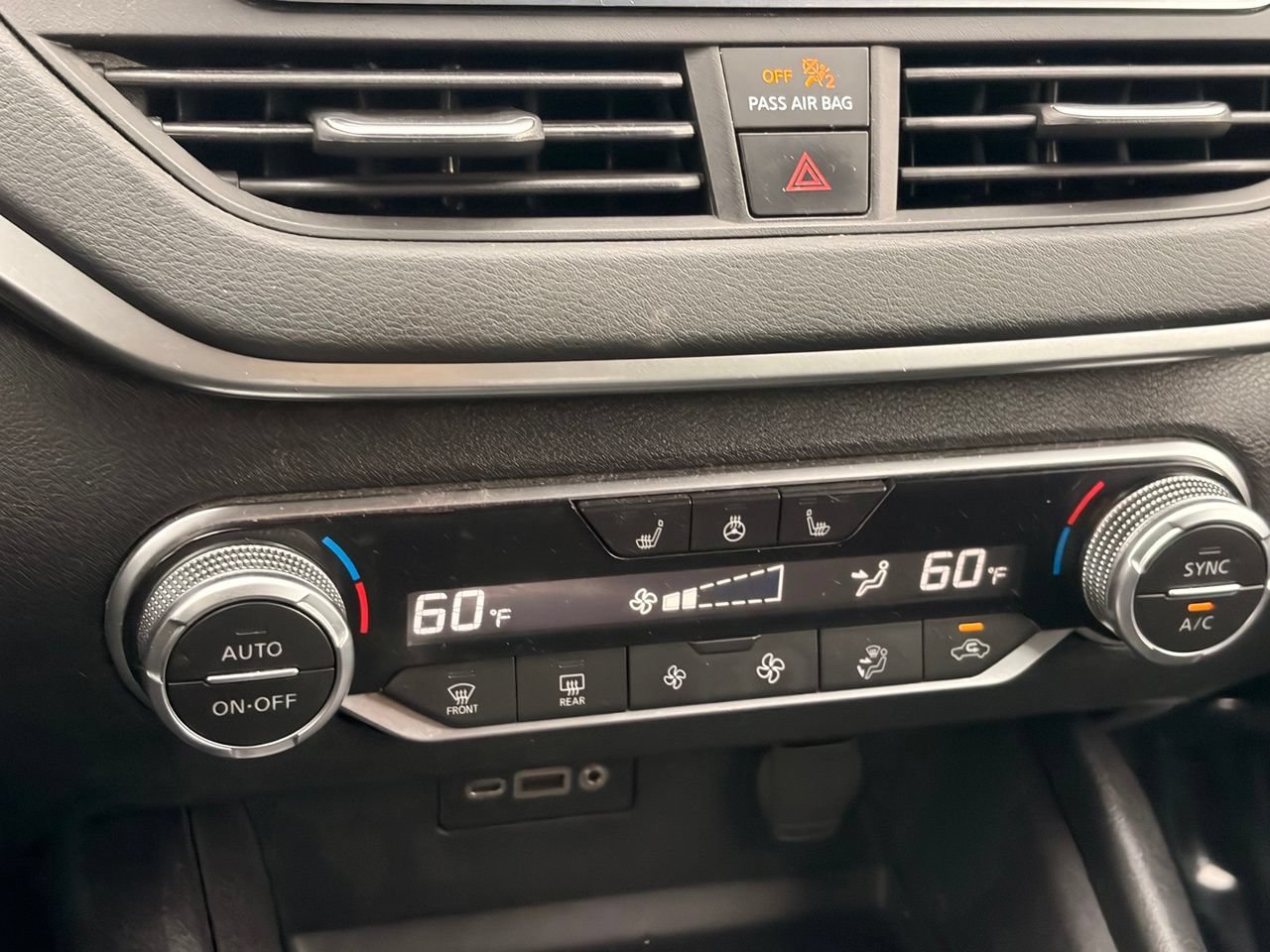 Used 2019 Nissan Altima 2.5 SV FWD image 24