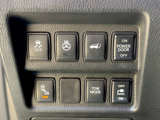 Used 2015 Nissan Pathfinder Platinum FWD image 22
