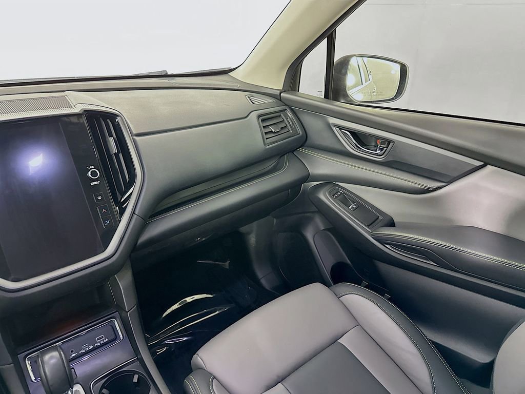 Used 2023 Subaru Ascent Onyx Edition image 32