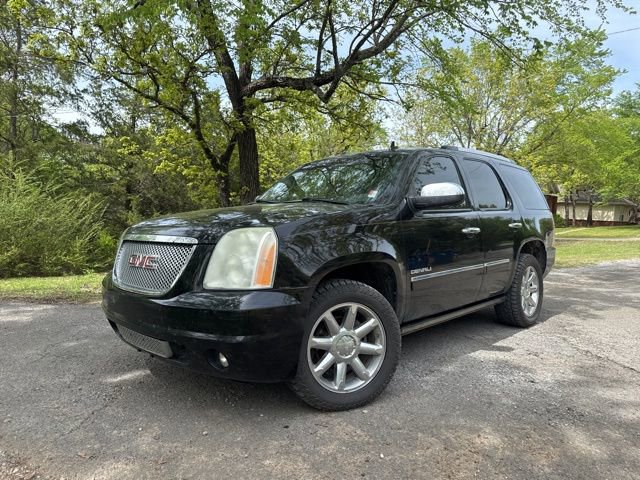 Used 2012 GMC Yukon Denali image 2