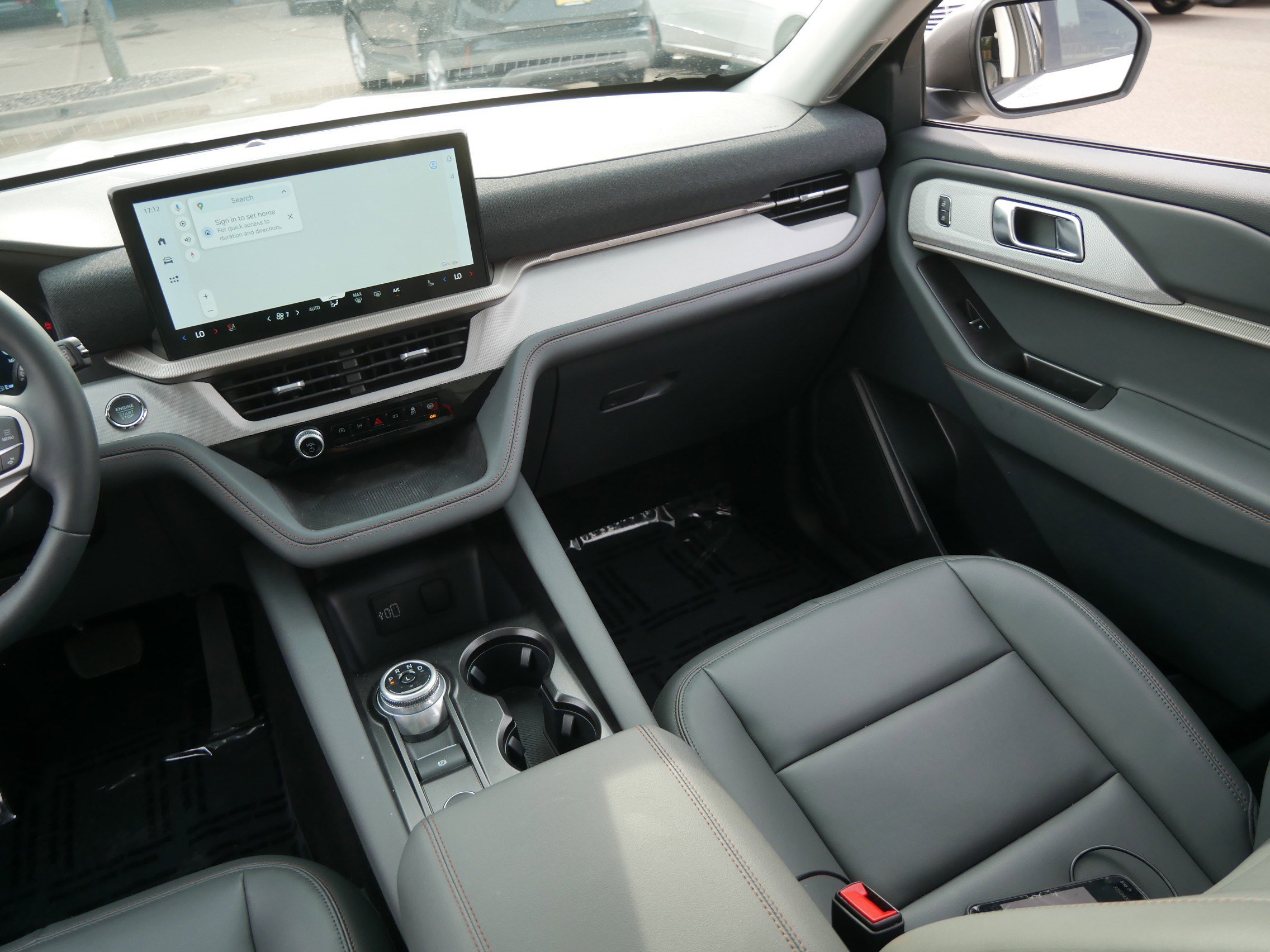 Used 2026 Ford Explorer Active w/ Active Comfort Package image 11