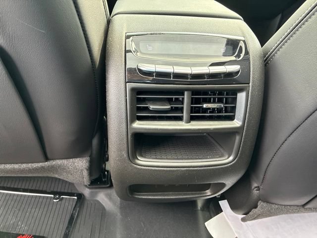 Certified 2025 Cadillac XT5 Premium Luxury w/ Technology Package AWD/4WD image 16