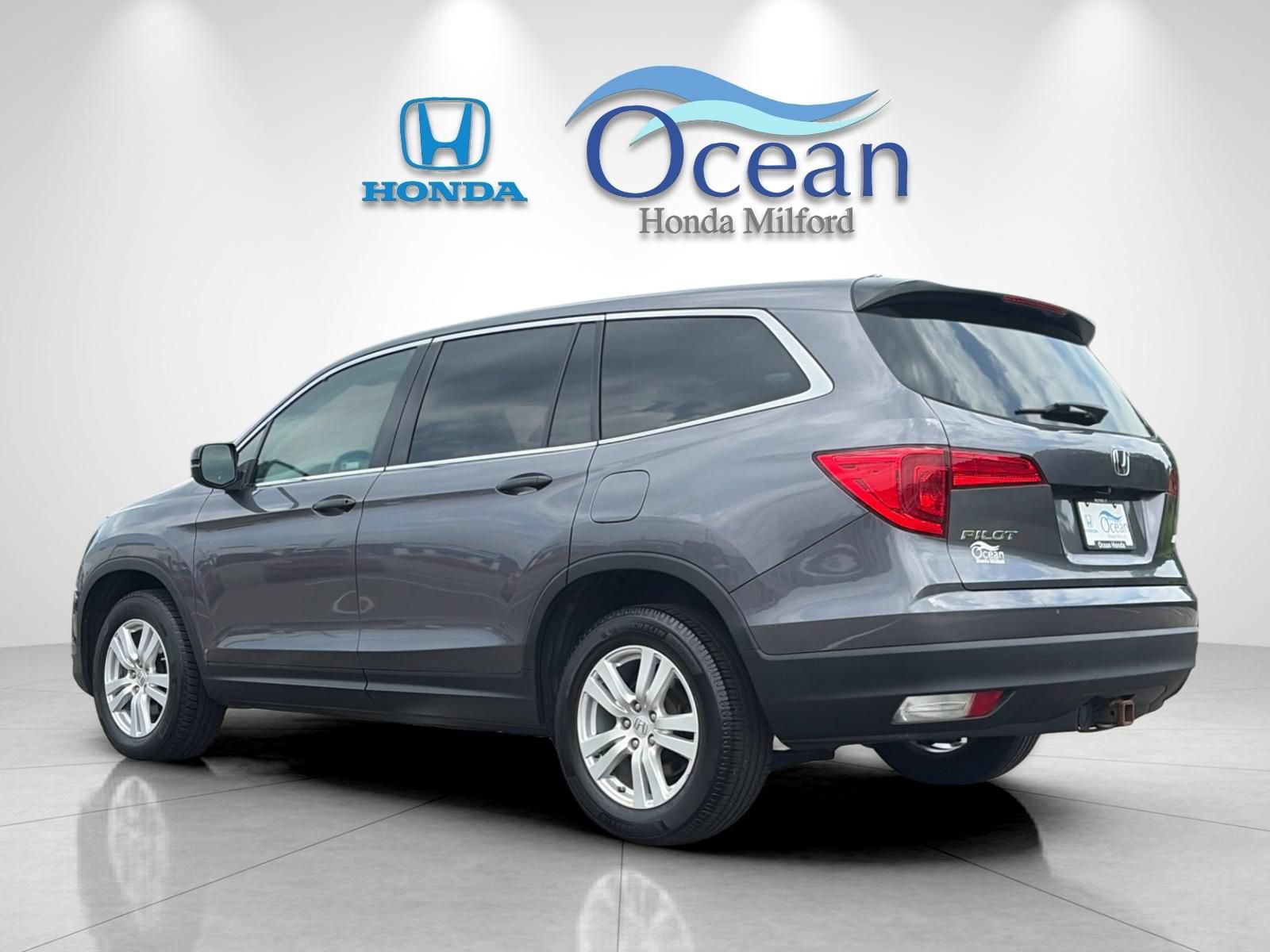 Used 2018 Honda Pilot LX image 5