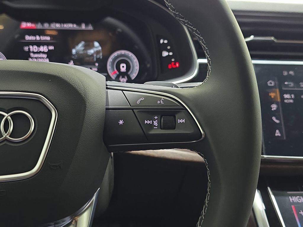 New 2026 Audi Q7 3.0T Prestige image 16