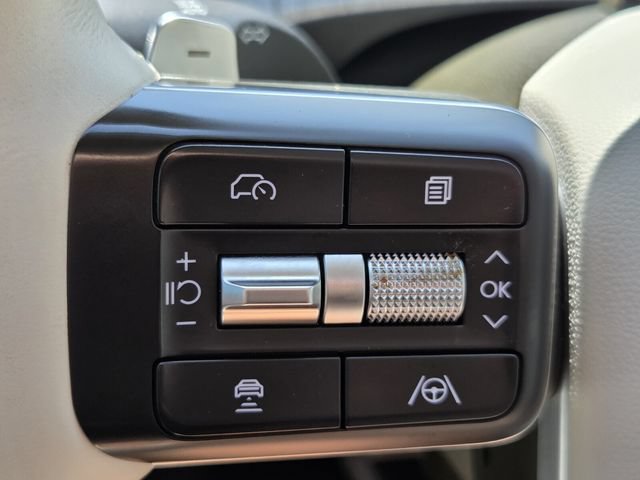 Used 2025 Hyundai Santa Fe Calligraphy FWD image 21
