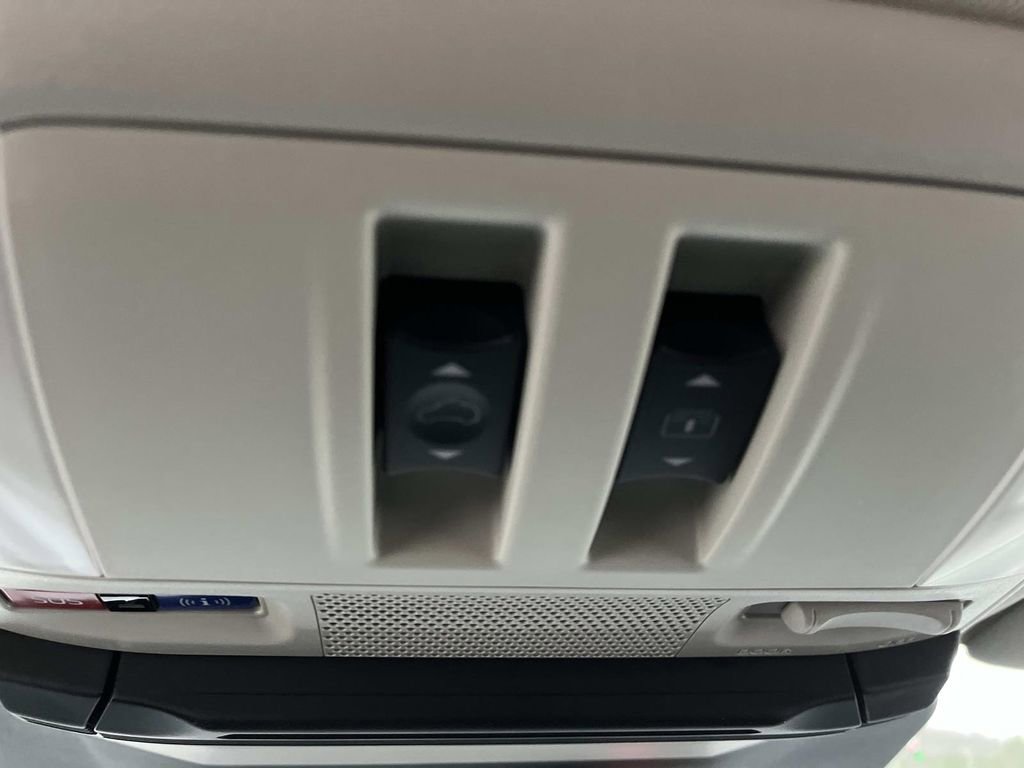 New 2026 Subaru Ascent Limited image 16