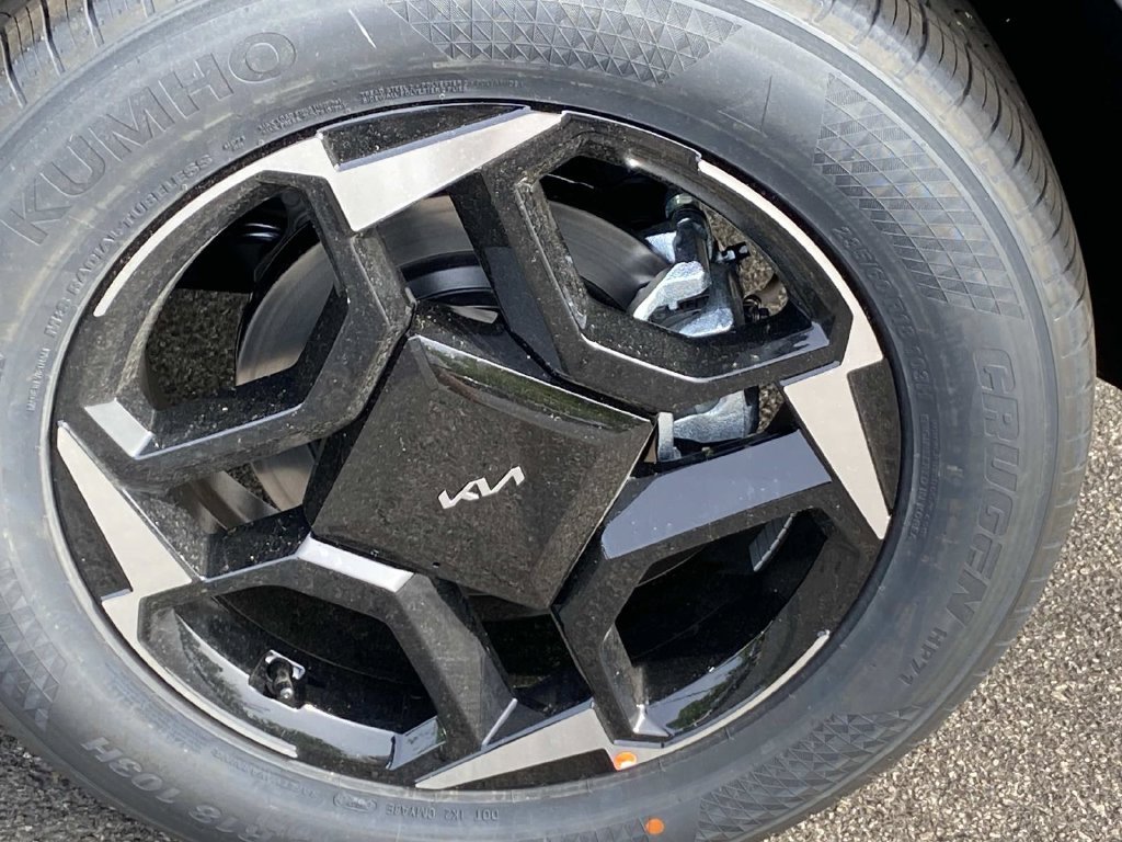 New 2026 Kia Sportage EX AWD/4WD image 6